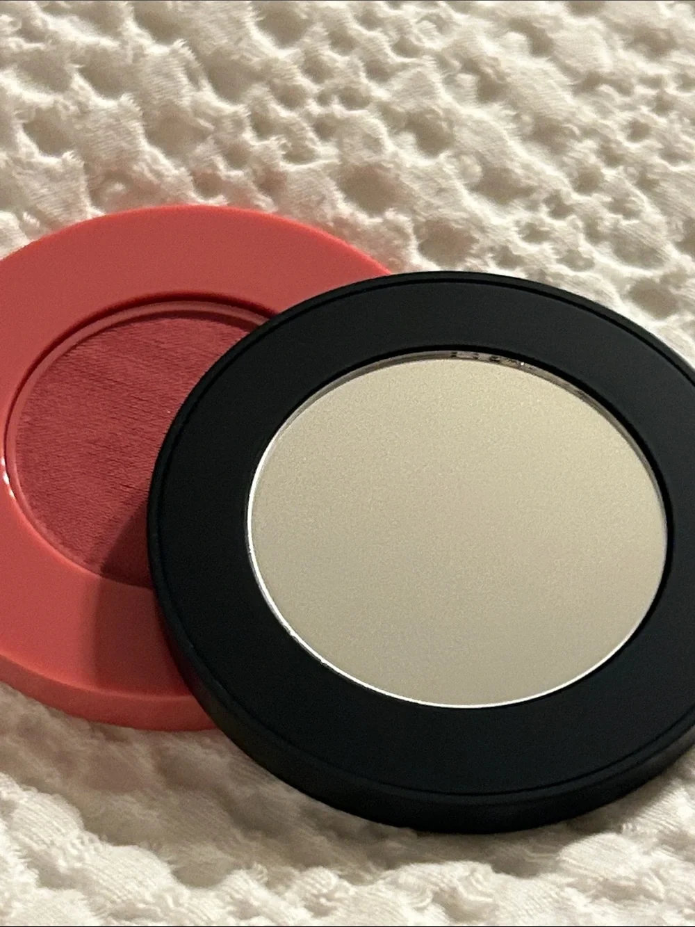 NUDESTIX STAX Compact in Pink Love with Black Logo